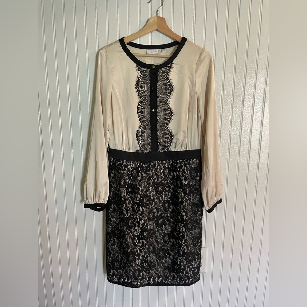 NY&Co. Beautiful Dress